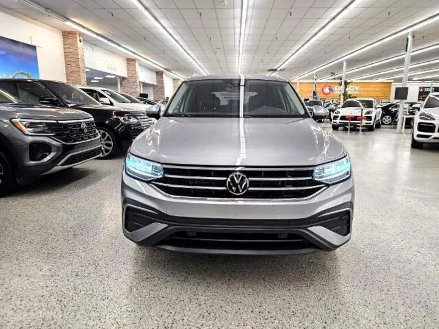 2024 Volkswagen Tiguan SE Wolfsburg Edition photo 1