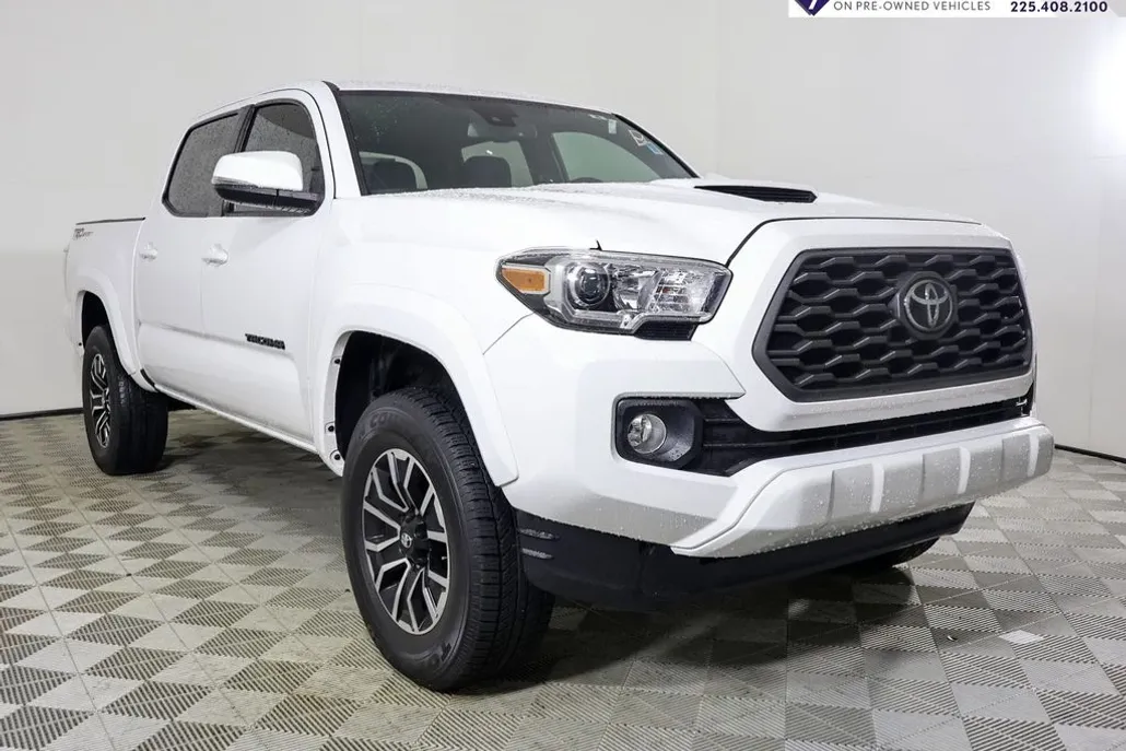 2022 Toyota Tacoma TRD Sport photo 1