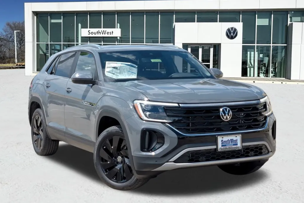 2026 Volkswagen Atlas Cross Sport SE Technology photo 1