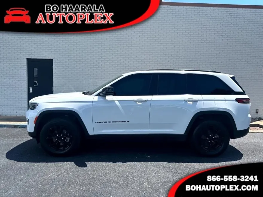 2024 Jeep Grand Cherokee Altitude photo 1