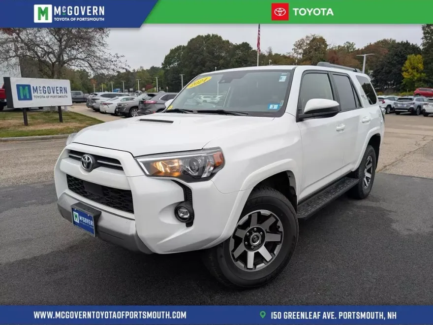 2024 Toyota 4Runner TRD Off-Road photo 1