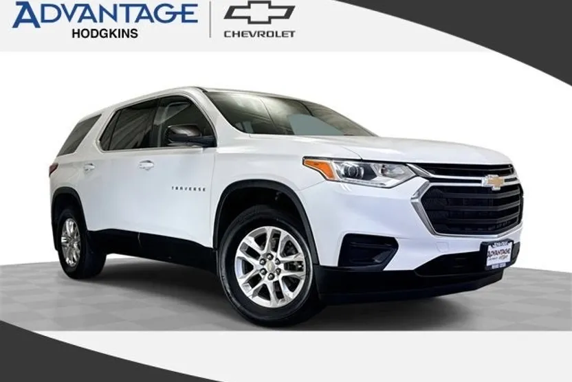 2021 Chevrolet Traverse LS photo 1