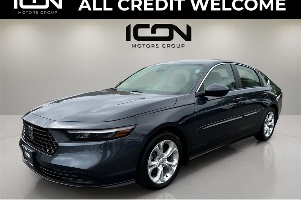 2023 Honda Accord LX photo 1