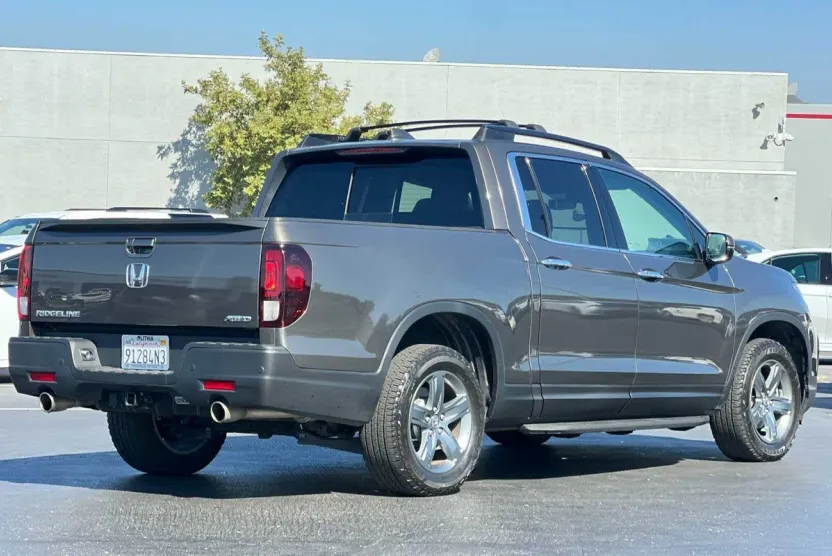 2022 Honda Ridgeline RTL-E photo 1