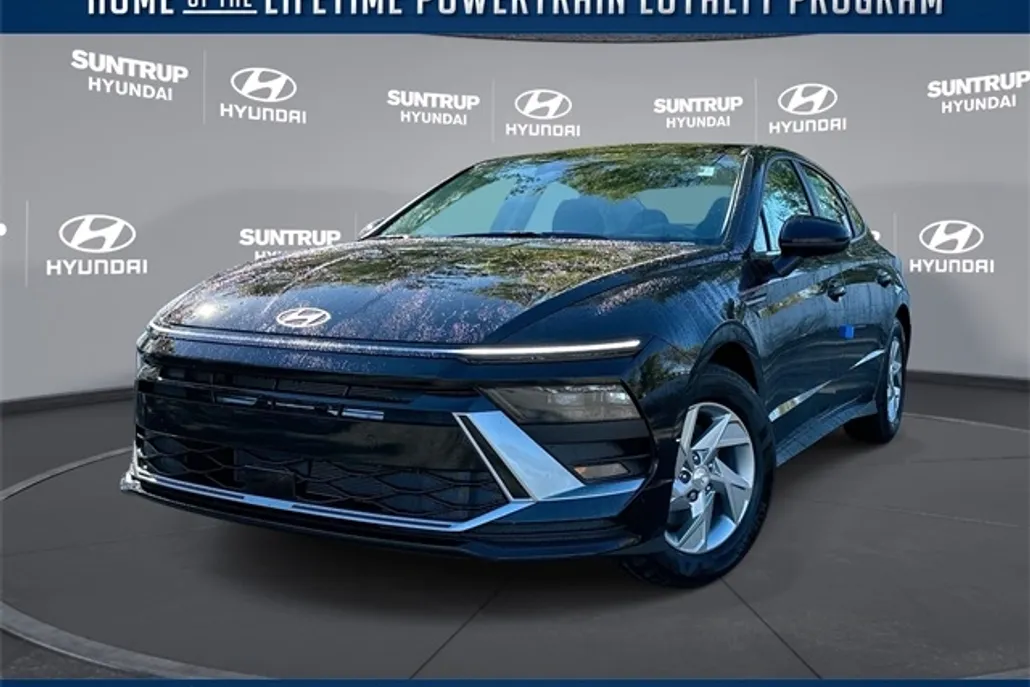 2025 Hyundai Sonata SE photo 1