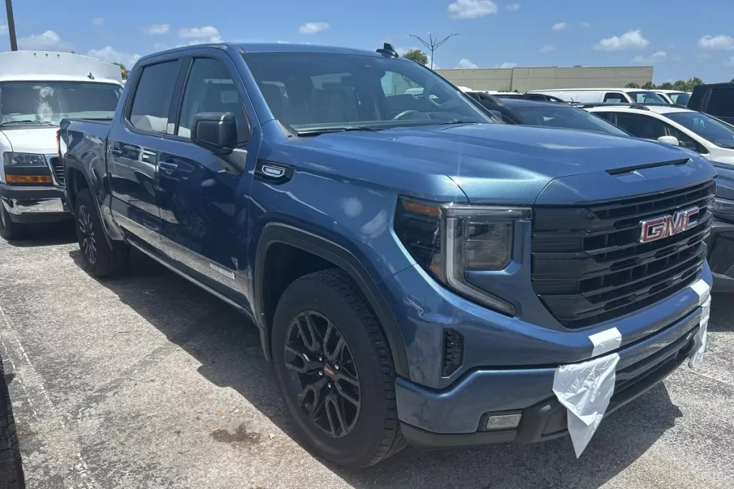 2026 Gmc Sierra Elevation photo 1
