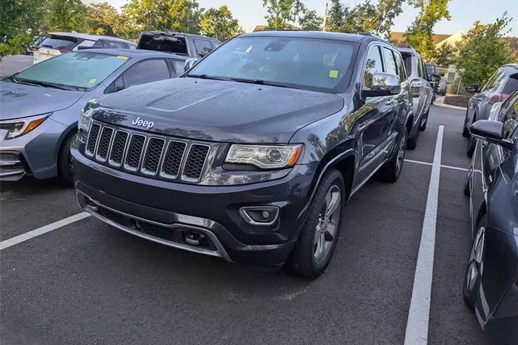 2015 Jeep Grand Cherokee Overland photo 1