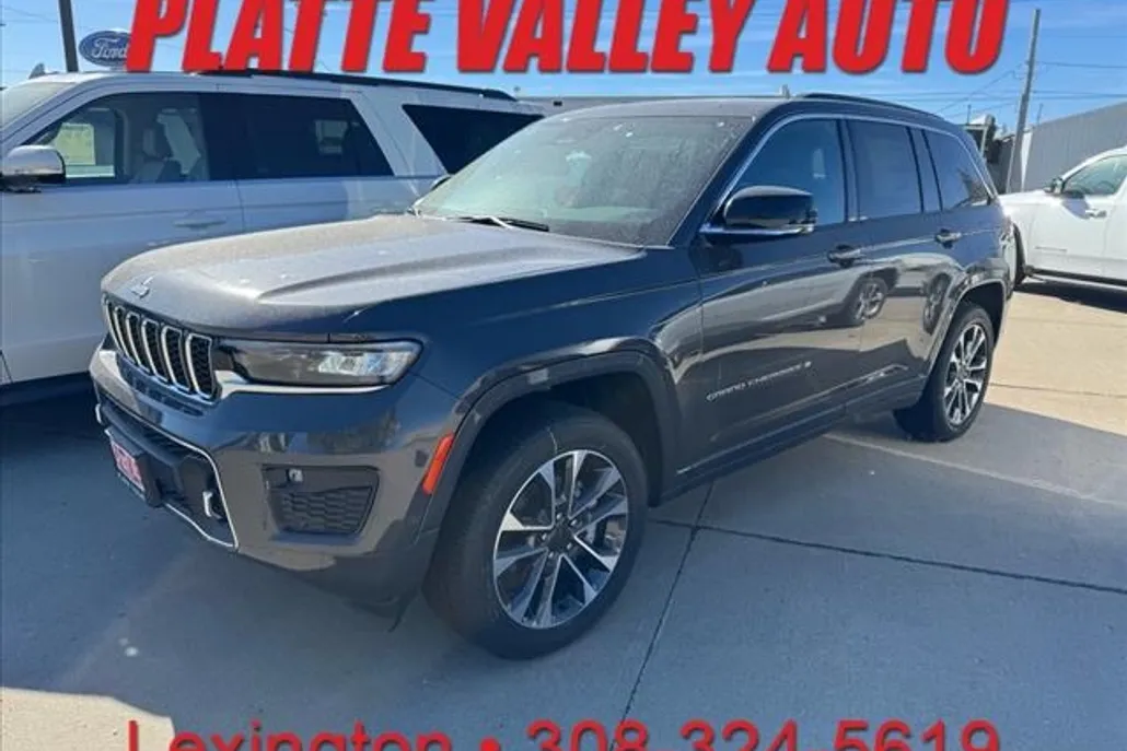 2024 Jeep Grand Cherokee Overland photo 1