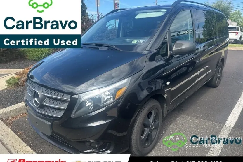 2018 Mercedes Benz Metris Passenger photo 1
