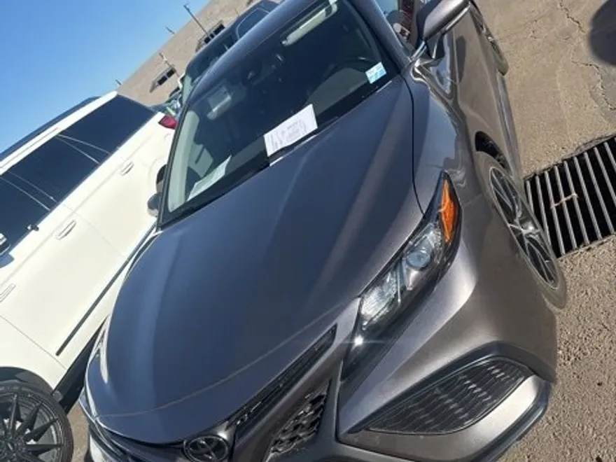 2024 Toyota Camry SE photo 1