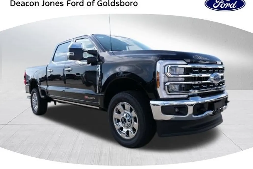 2025 Ford F-350 Lariat photo 1