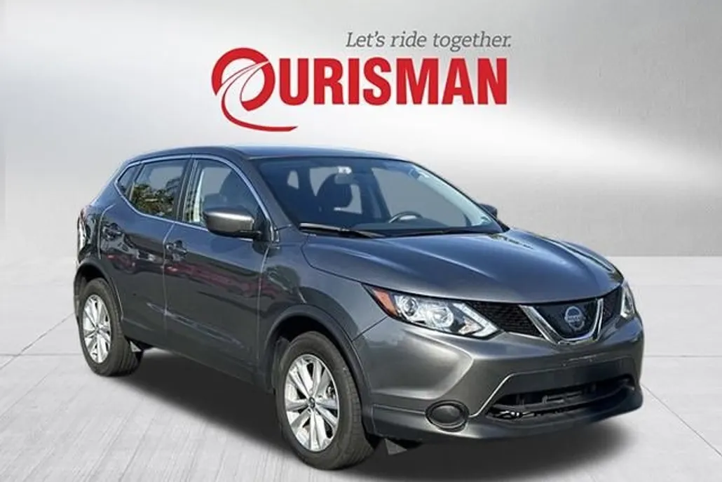 2019 Nissan Rogue Sport S photo 1
