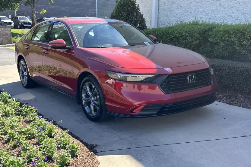 2023 Honda Accord Hybrid EX-L photo 1