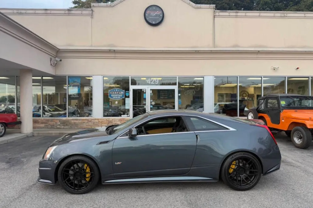 2012 Cadillac CTS V photo 1
