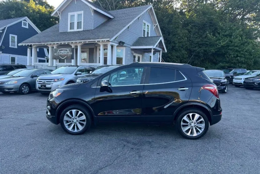 2019 Buick Encore Preferred photo 1
