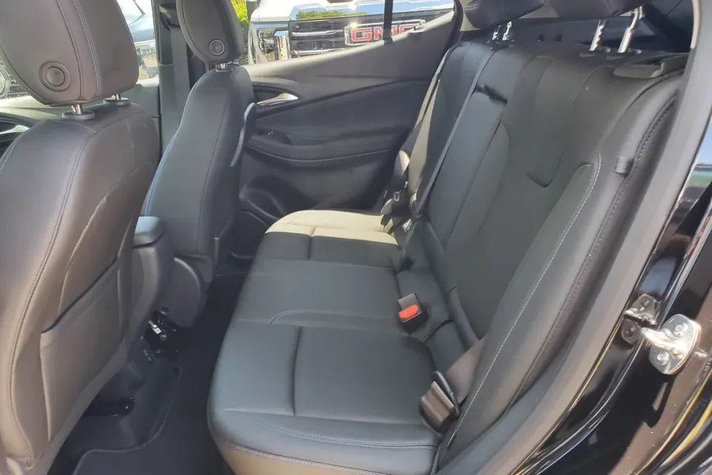2026 Buick Encore GX Sport Touring photo 1
