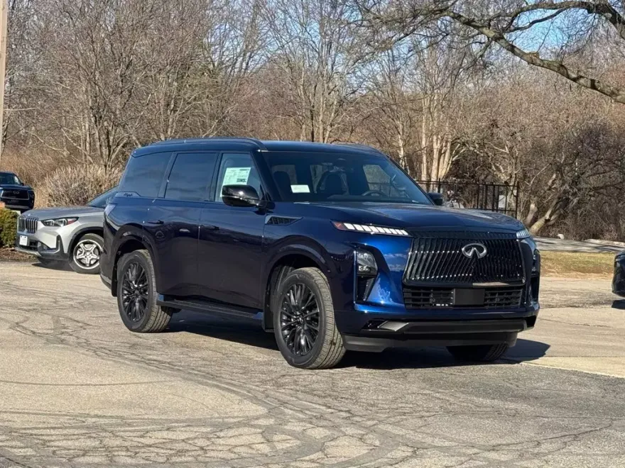 2025 Infiniti QX80 photo 1