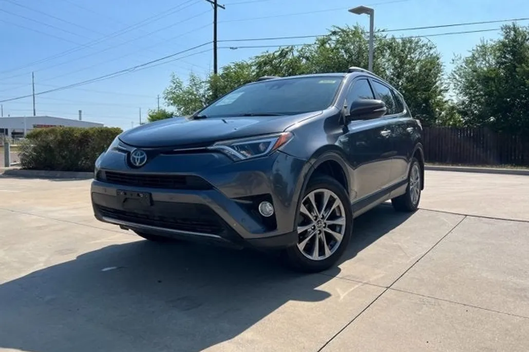 2018 Toyota RAV4 Hybrid Limited photo 1