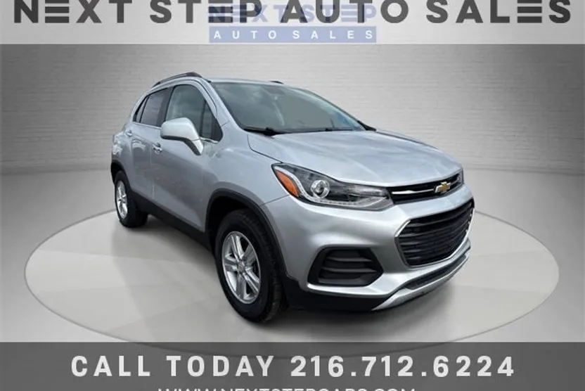 2017 Chevrolet Trax LT photo 1