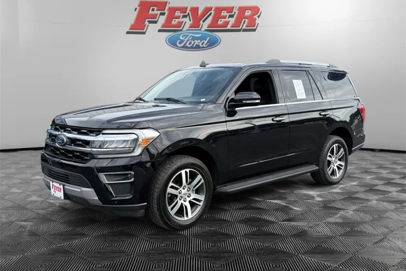 2024 Ford Expedition Limited photo 1
