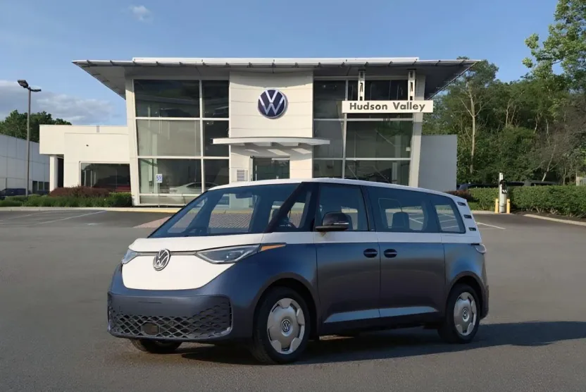 2025 Volkswagen ID. Buzz photo 1