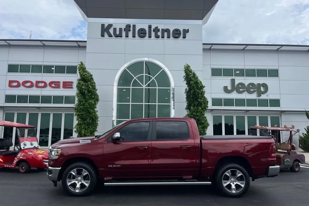 2023 Ram 1500 Laramie photo 1