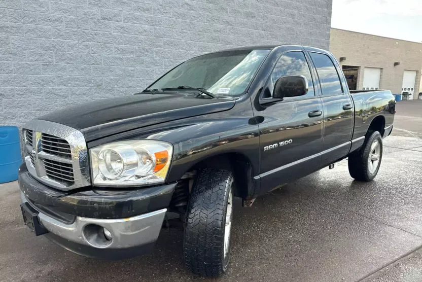2007 Dodge Ram SLT photo 1