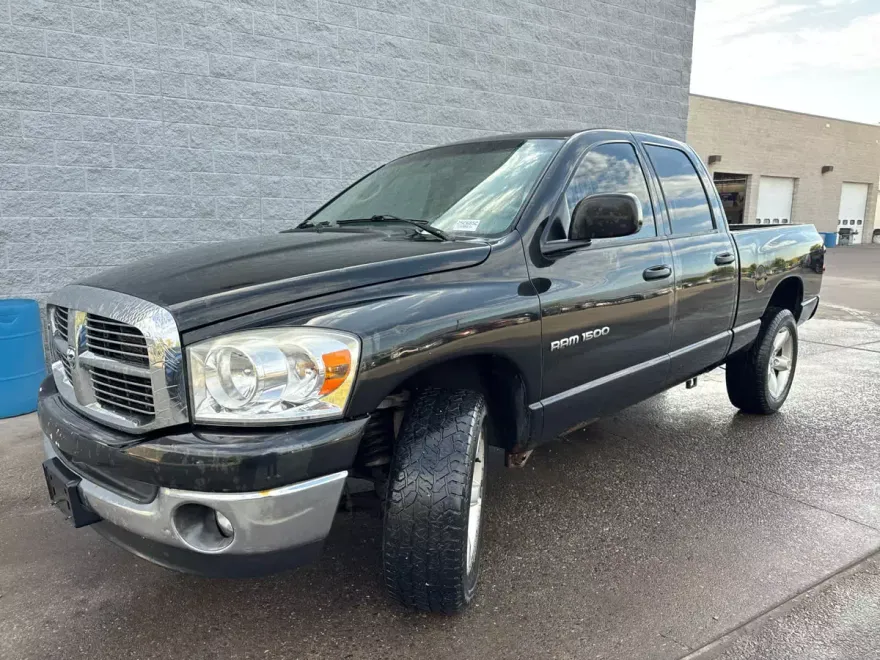 2007 Dodge Ram SLT photo 1