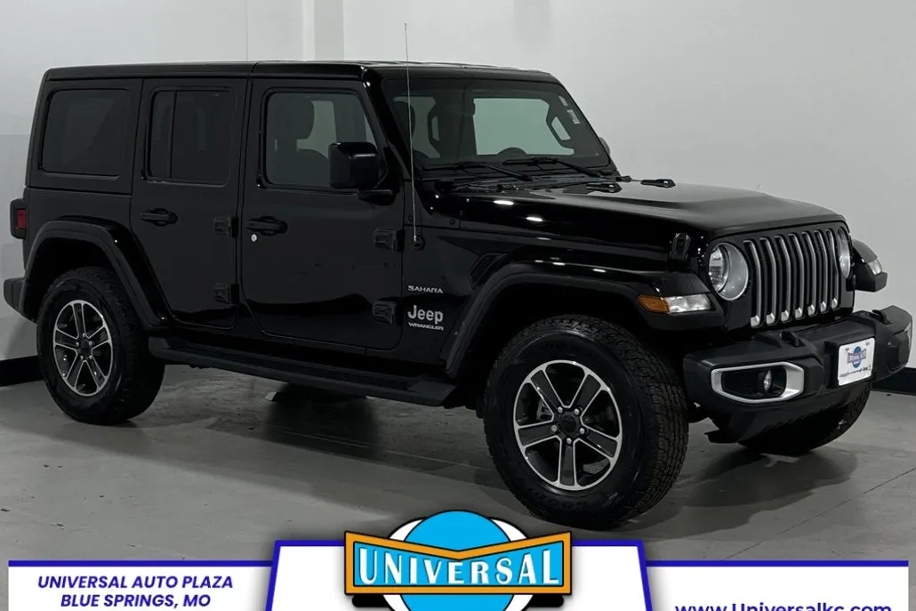 2023 Jeep Wrangler Sahara photo 1