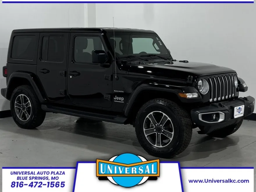 2023 Jeep Wrangler Sahara photo 1