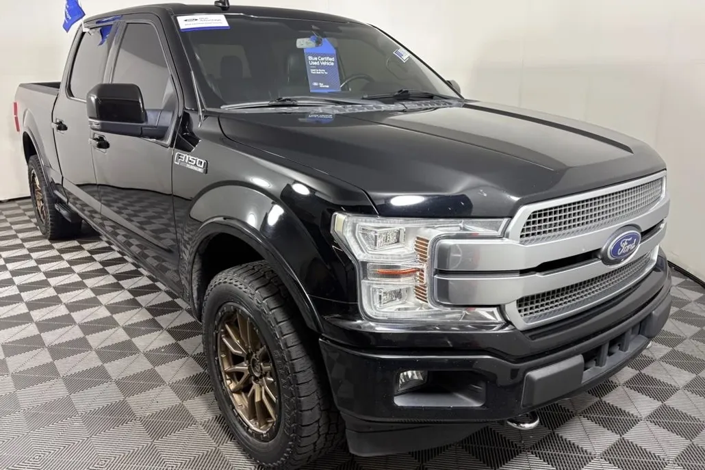 2018 Ford F-150 Platinum photo 1