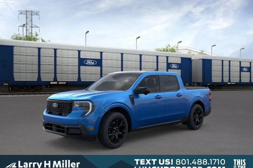 2025 Ford Maverick Lariat photo 1
