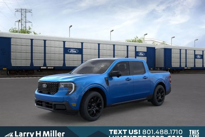 2025 Ford Maverick Lariat photo 1