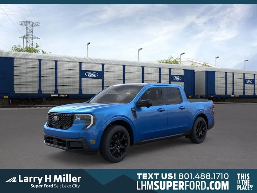 2025 Ford Maverick Lariat photo 1
