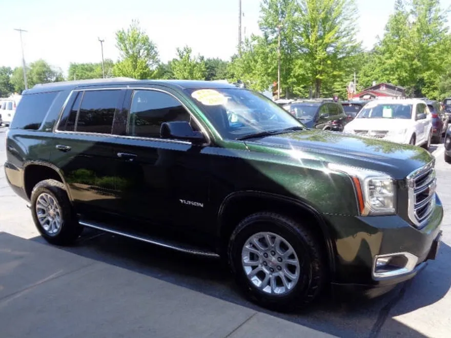 2016 Gmc Yukon SLT photo 1