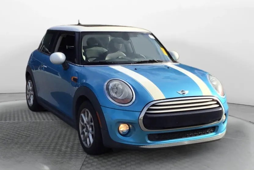 2015 Mini Cooper 2 Door Hardtop photo 1