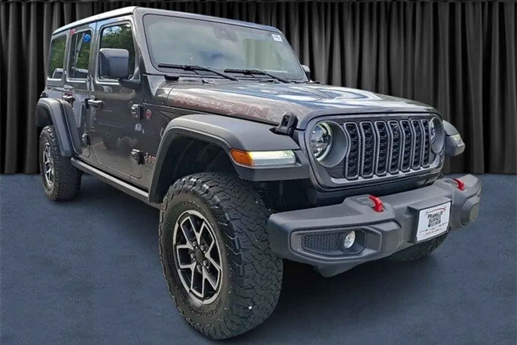 2025 Jeep Wrangler Rubicon photo 1