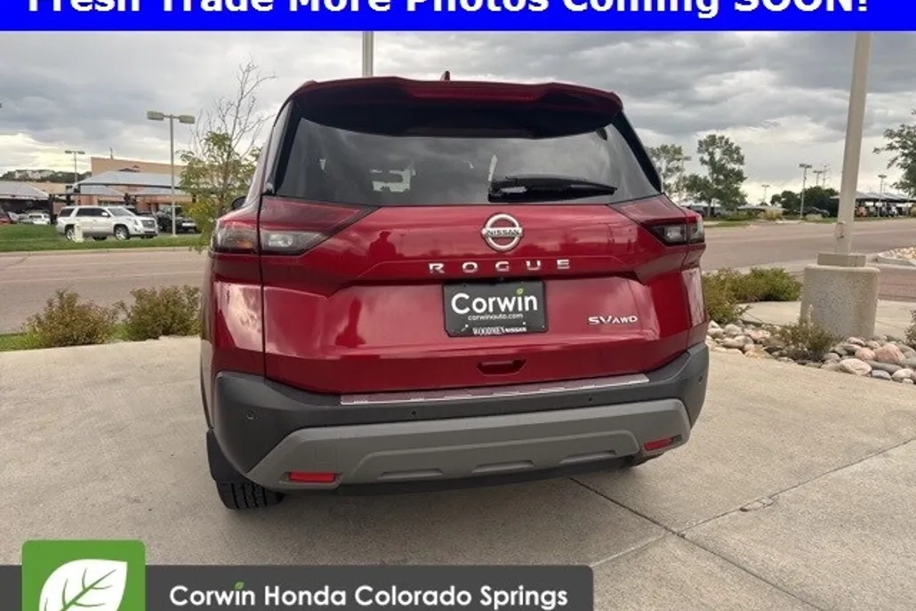 2021 Nissan Rogue SV photo 1