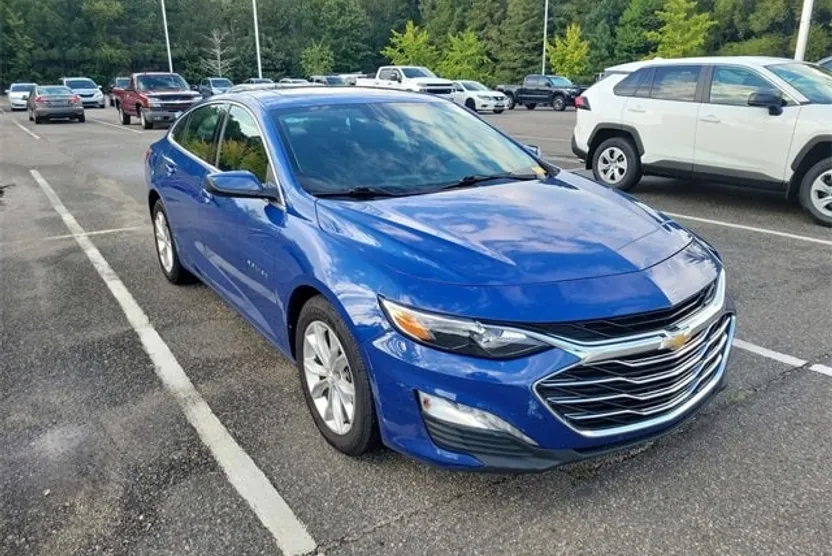 2023 Chevrolet Malibu 1LT photo 1