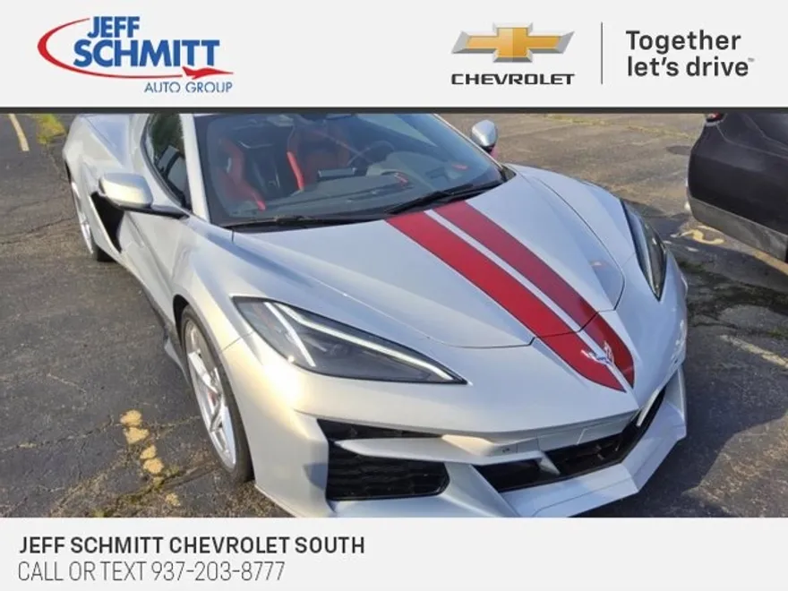 2024 Chevrolet Corvette E-Ray 2LZ photo 1