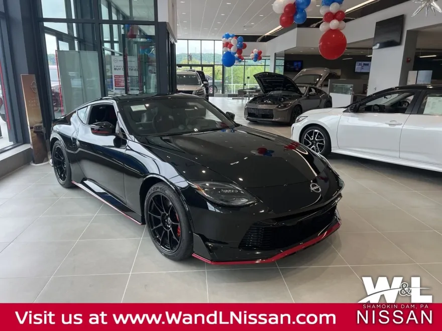 2024 Nissan Z Nismo photo 1