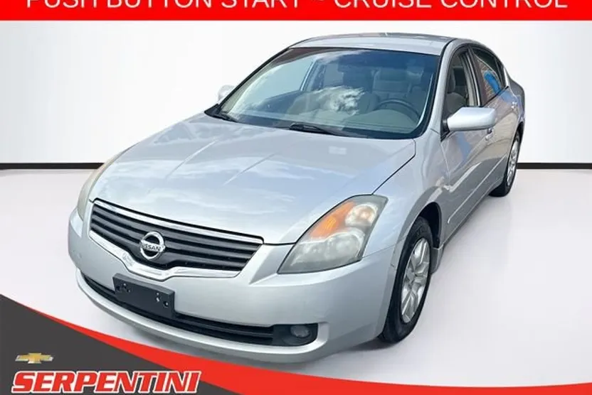 2009 Nissan Altima 2.5 S photo 1