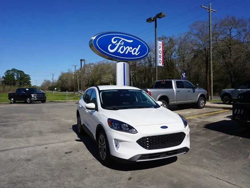 2022 Ford Escape SEL photo 1