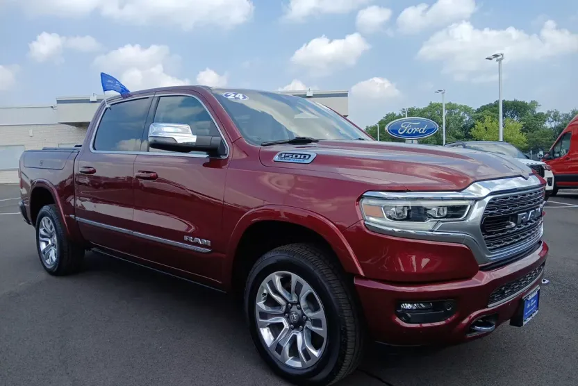 2024 Ram 1500 Limited photo 1
