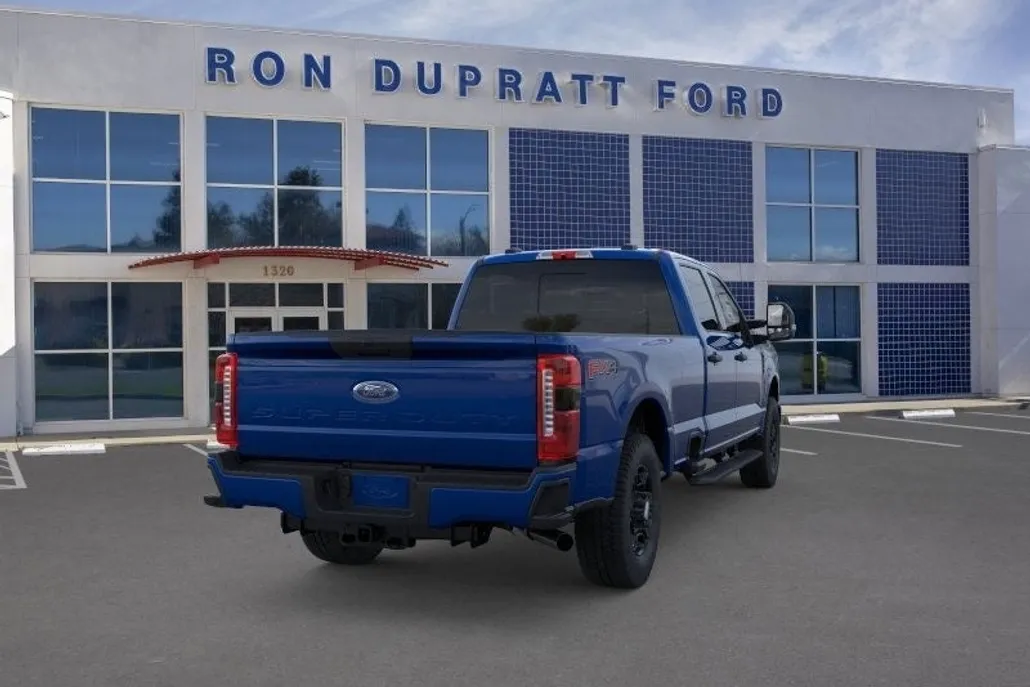 2026 Ford F-250 photo 1