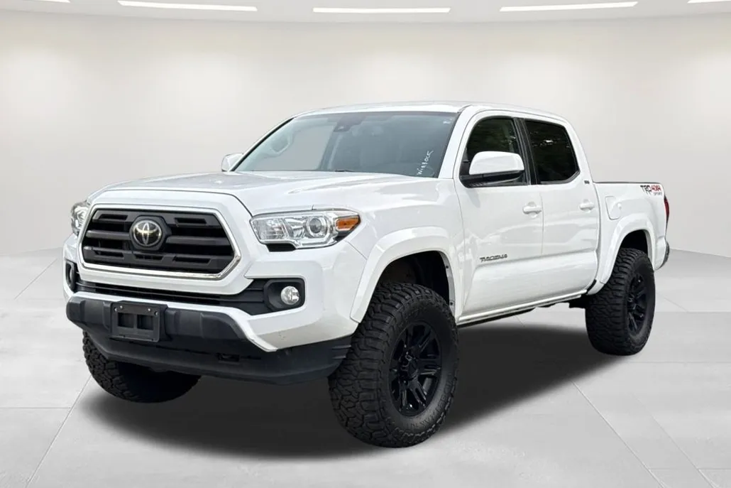 2019 Toyota Tacoma SR5 V6 photo 1
