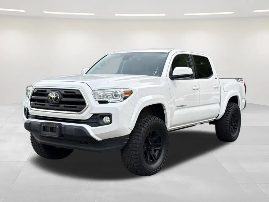 2019 Toyota Tacoma SR5 V6 photo 1