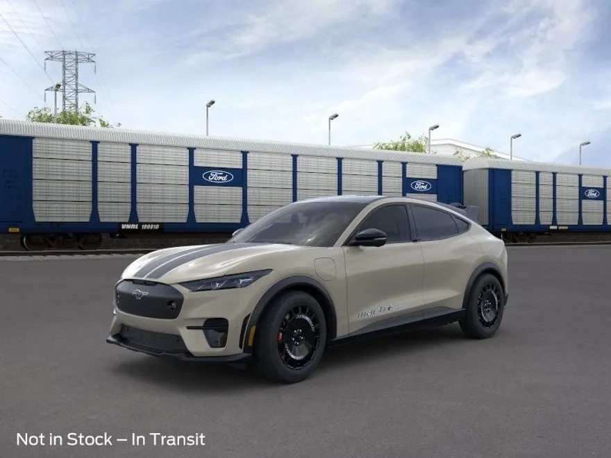 2025 Ford Mustang Mach-E GT photo 1