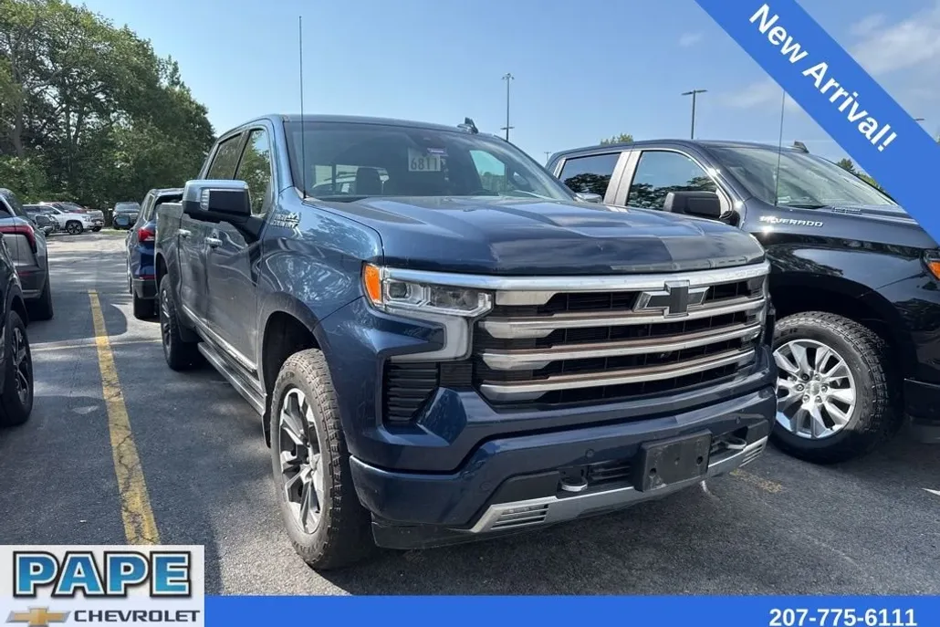 2022 Chevrolet Silverado 1500 High Country photo 1