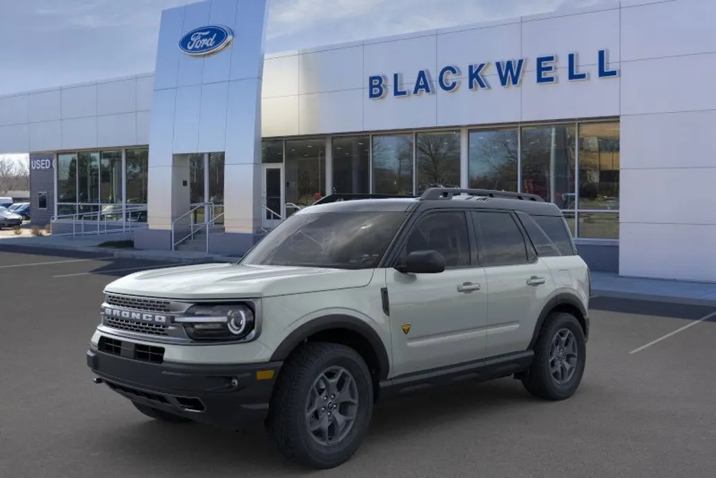 2024 Ford Bronco Sport Badlands photo 1